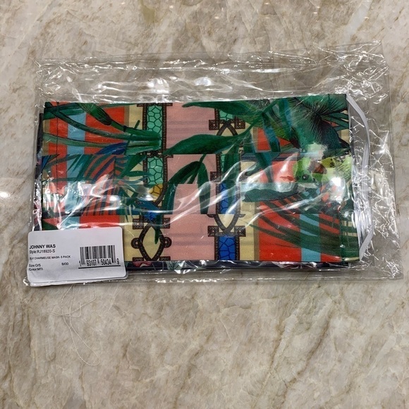 JOHNNY WAS SILK CHARMEUSE MASK - Picture 1 of 3
